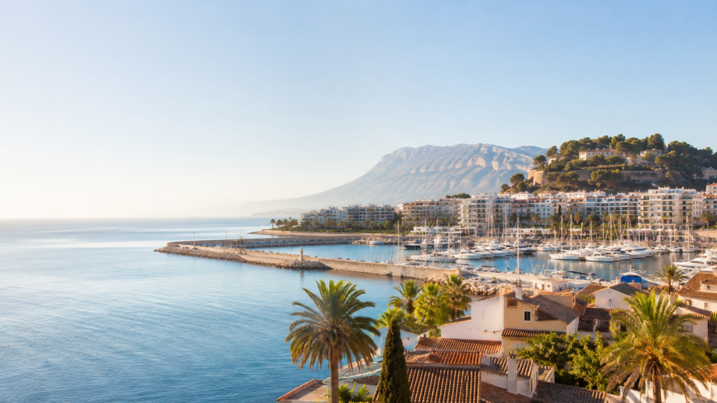 Property for sale in Denia Costa Blanca with marina and Montgo views